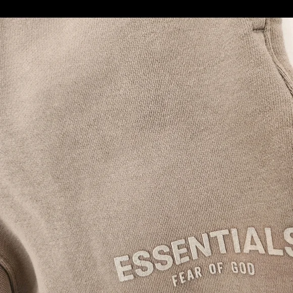 Fear of God Essentials Kids Sweatpants Dark Oatmeal Taupe Logo Fleece Pants Sz 8 - Picture 6 of 6